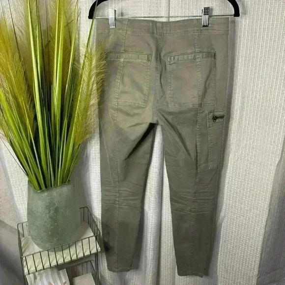 Anthropologie Jefferson Moto Cargo Pants Size 25 Light Olive Green Zipper Detail - Picture 7 of 14